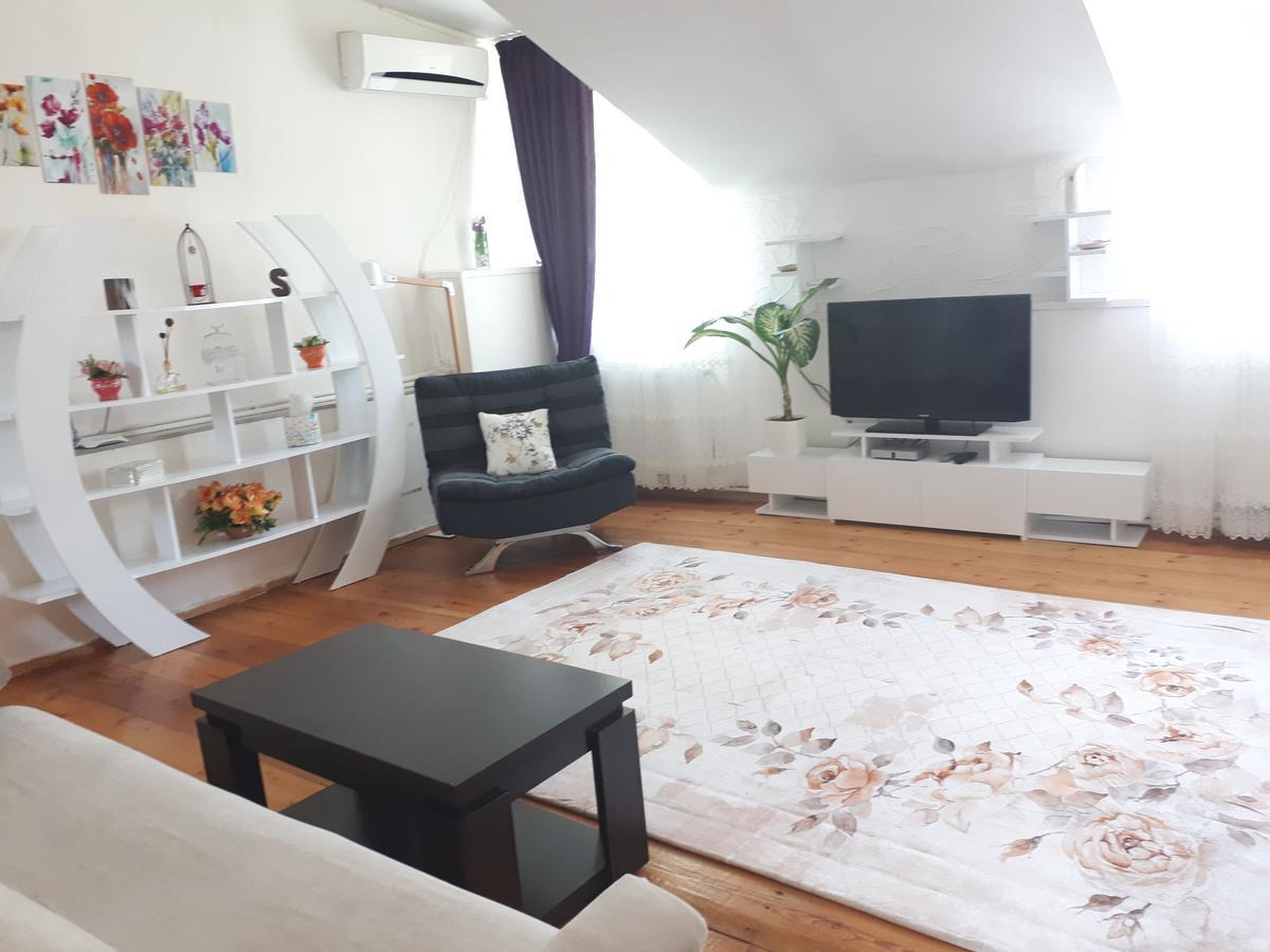 Karin House Daire Tiflis Dış mekan fotoğraf